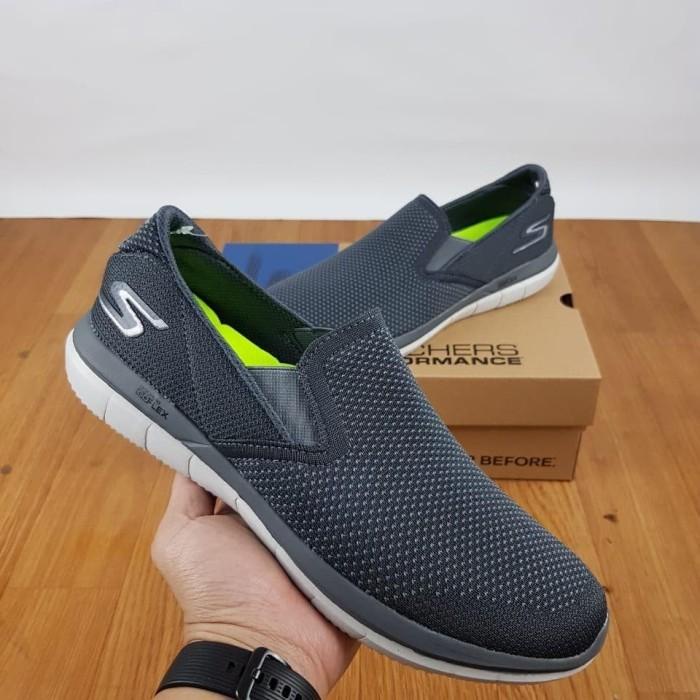 Sepatu Pria Skechers  Sketchers  Skecher  Skecher Manuver Man Restock