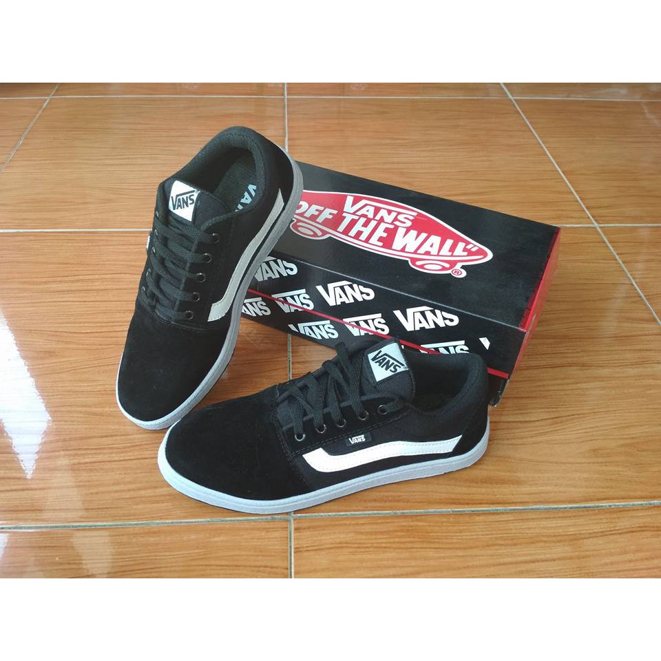 Sepatu Vans Old School