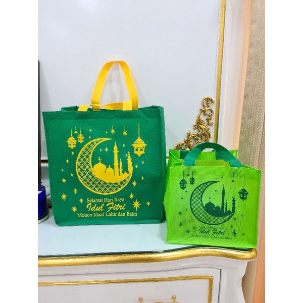 

(10pc) Goodie Bag Tas Kain Spunbond Idul Fitri 1 sisi.Size 32x26,T35