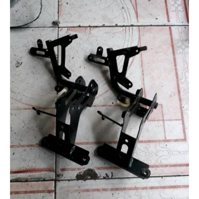 Breaket Batok Lampu Honda Vario 125 & 150 Led Ori Copotan Motor