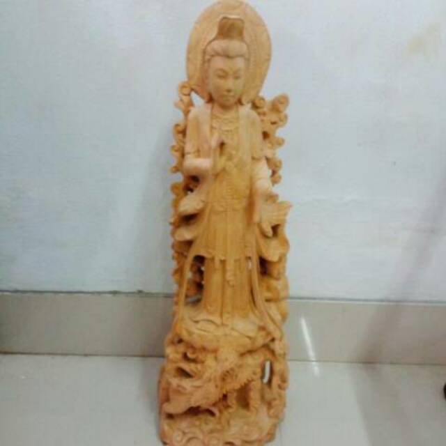 Kwan Im Cendana Patung Kuan Yin Dewi Welas-asih & Kerukunan Keluarga 3