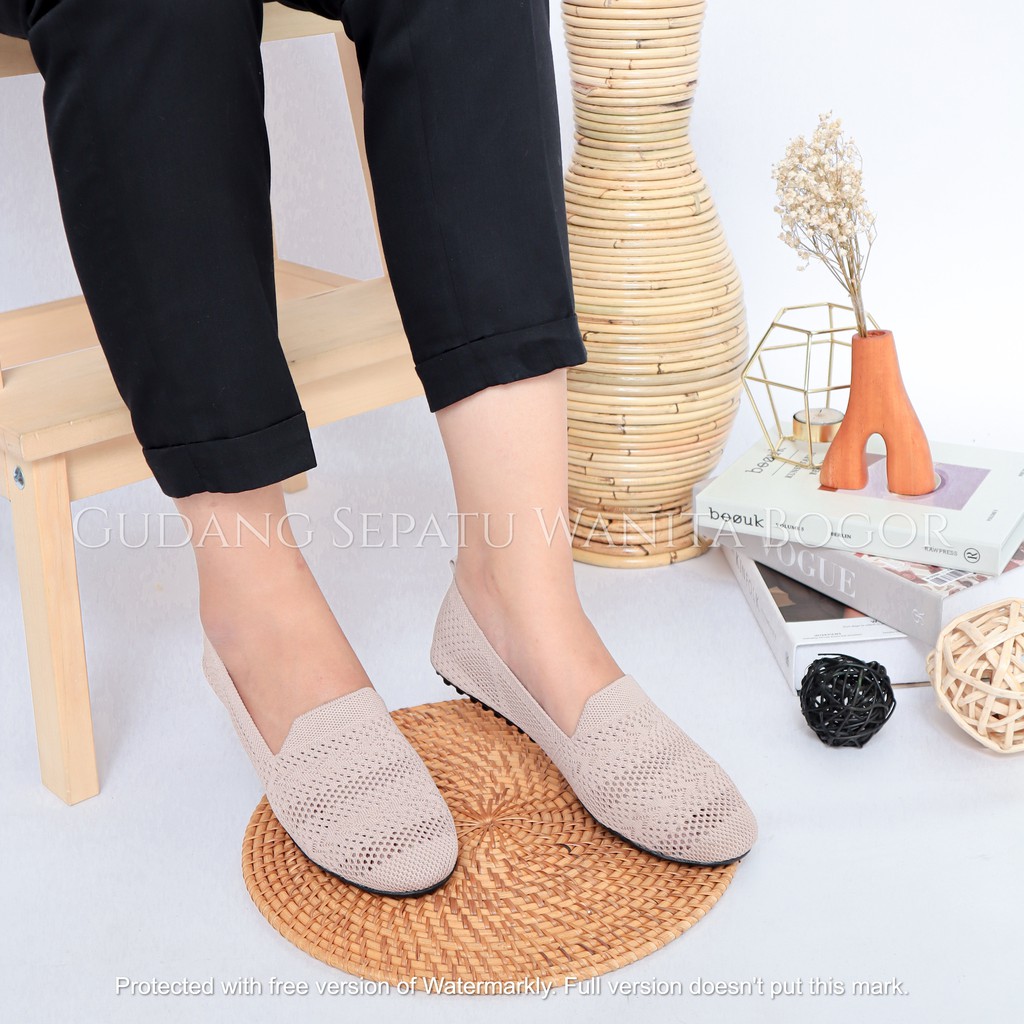 Gratica Sepatu Wanita Flat Shoes Rajut DR 40/PS 09