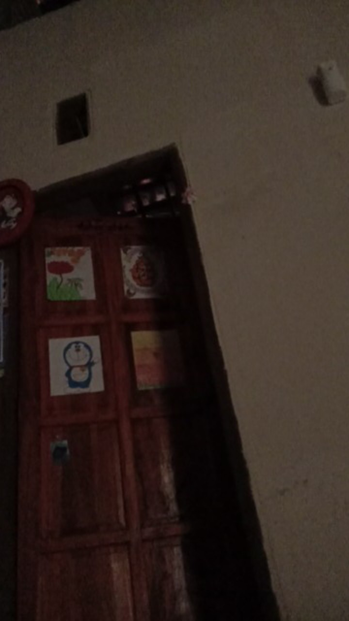 Mama Lemon Sabun Cairan Pencuci Piring Gelas Dan Wadah Plastik 780 Ml