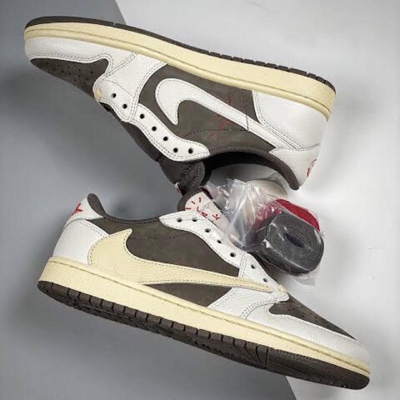 AJ 1 Low X Travis Scott "Reverse Mocha"