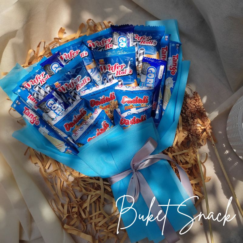 BUKET SNACK SERBA BIRU (B19)