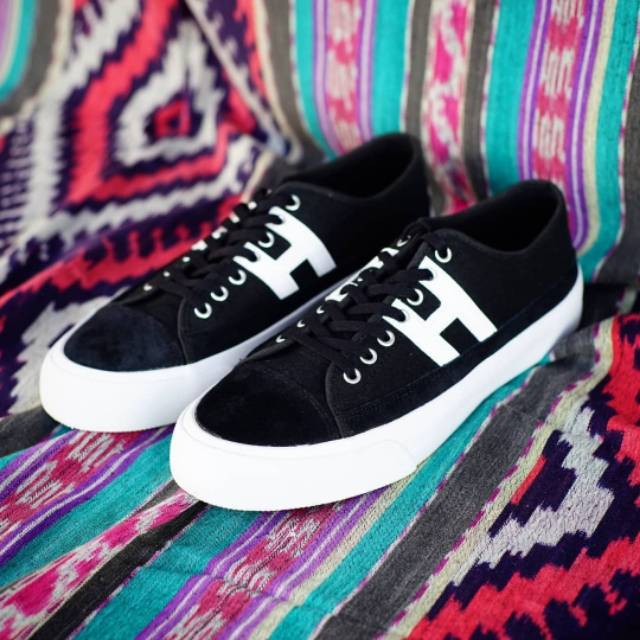 HUF hupper 2 lo b/w