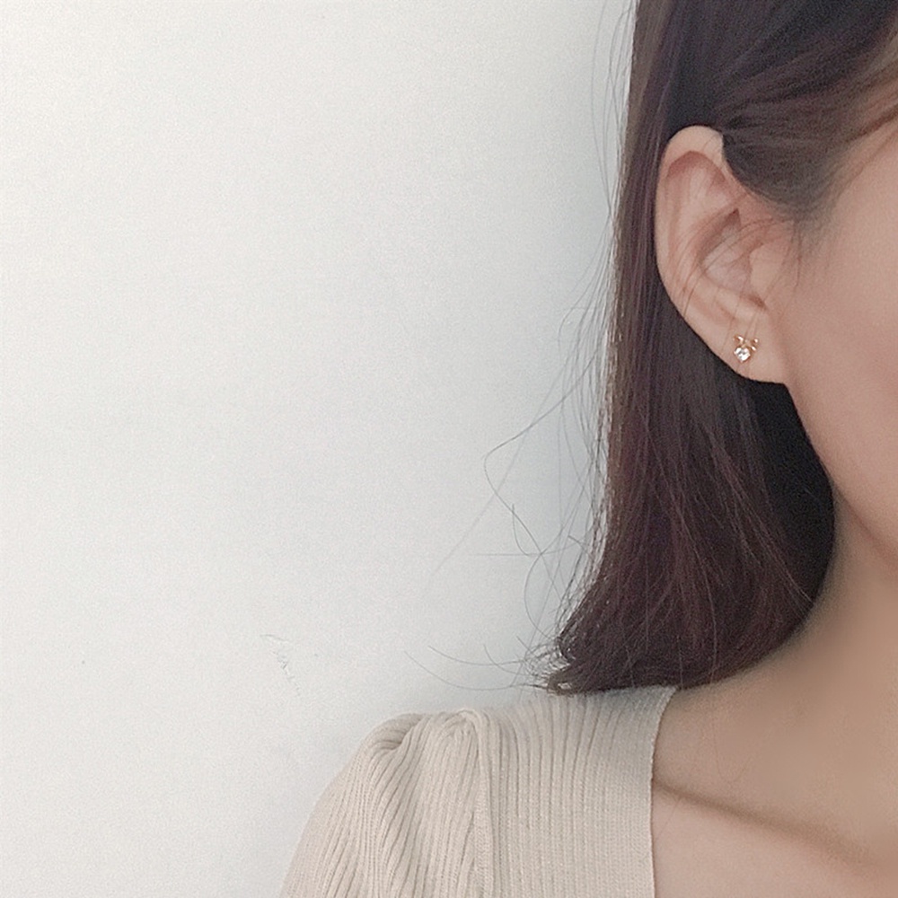 Anting Tusuk Silver S925 Gaya Korea Bentuk Kupu-Kupu / Hati Aksen Zircon Untuk Perhiasan Wanita