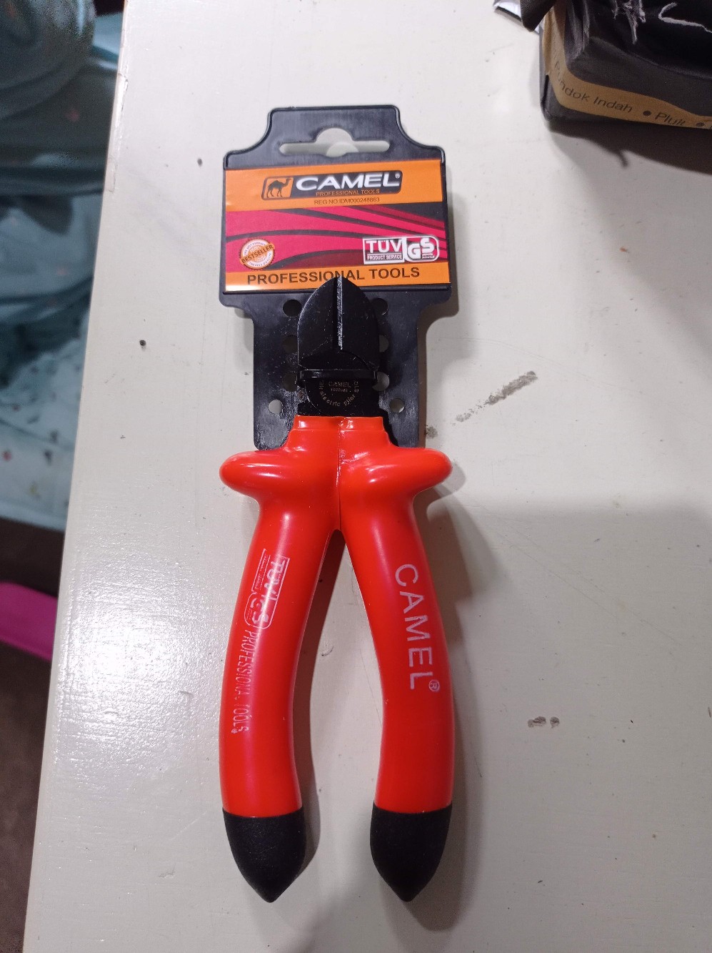 Tang Listrik Potong 6 Inch Camel