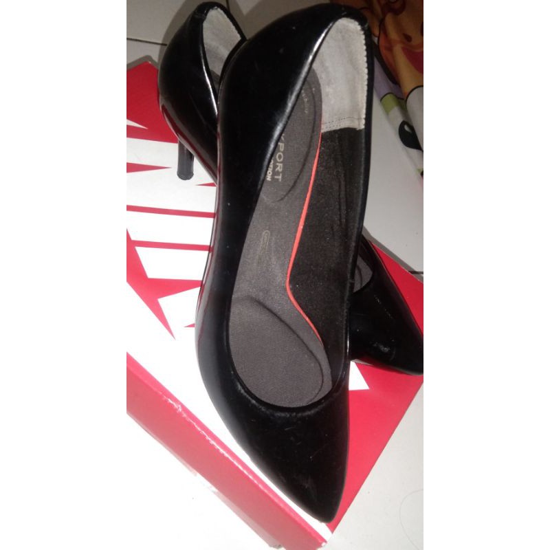 preloved sepatu wanita rockport original 100%