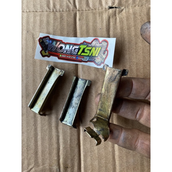 Plat penahan kabel spul megapro tiger revo ori copotan