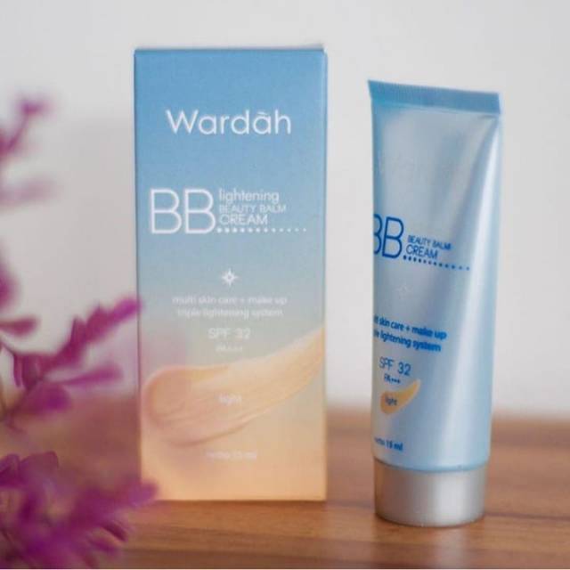 WARDAH BB LIGHTENING  BEAUTY BALM CREAM SPF 32