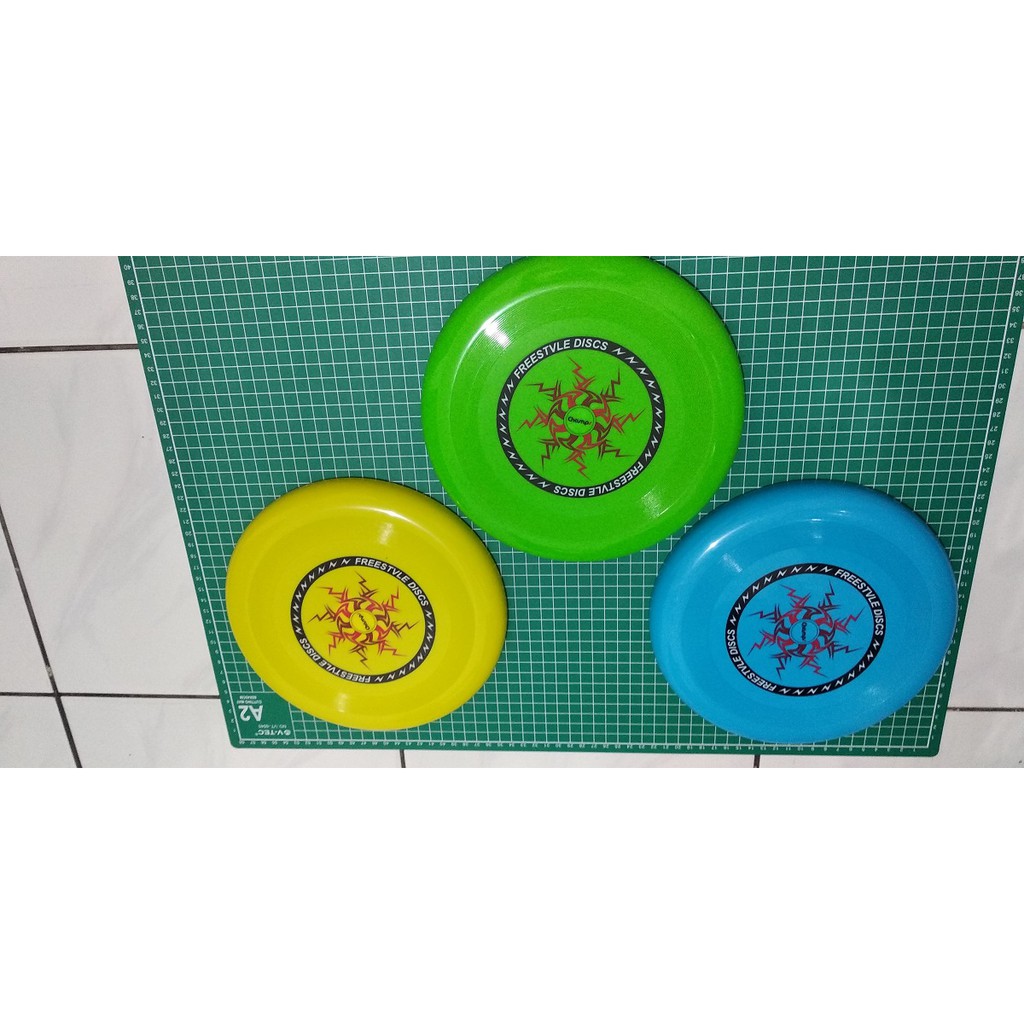 MAINAN PIRING TERBANG FLYING DISC FRISBEE 22 CM - STABIL SERU MURAH