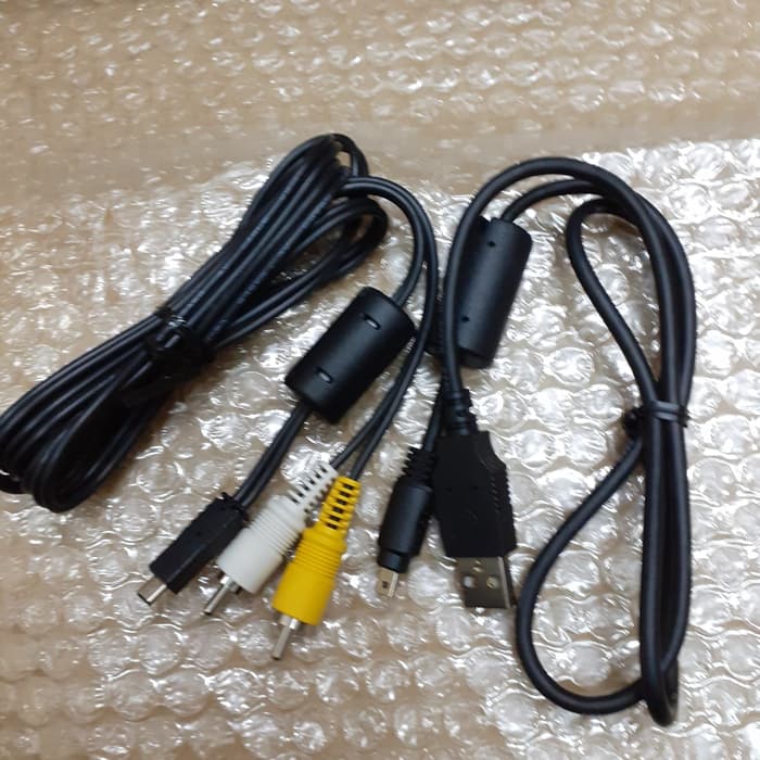 kabel data usb dan kabel AV kamera digital nikon