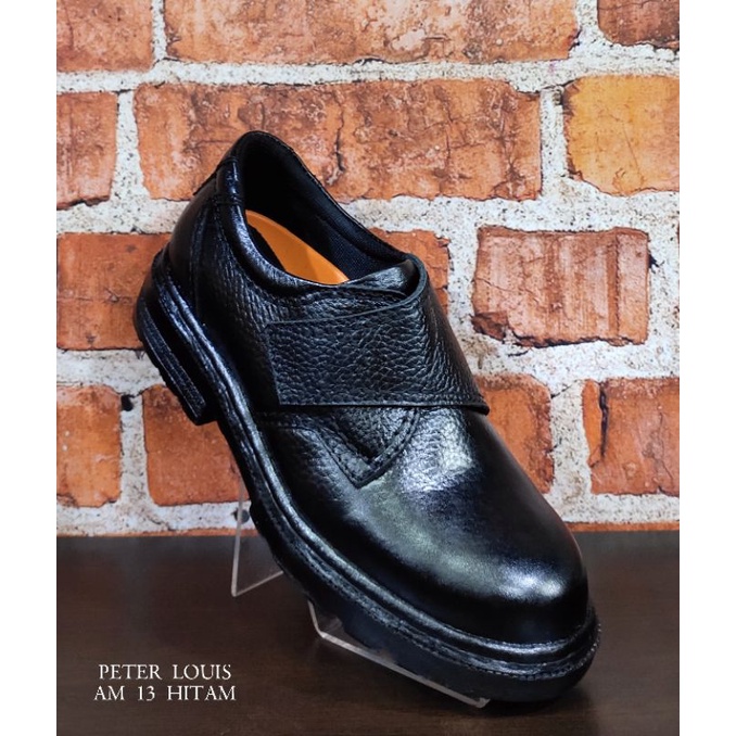 Sepatu safety Peter Louis