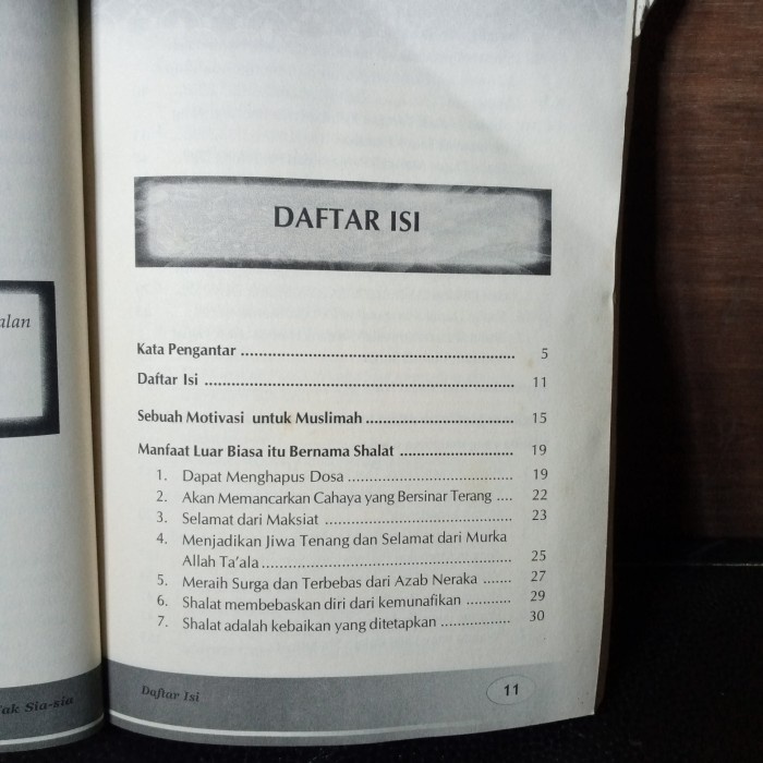 buku agama Islam agar wanita shalatnya tak sia-sia 178 hal