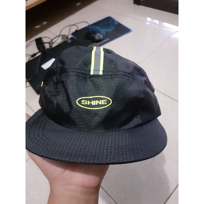 Topi by shinning bright