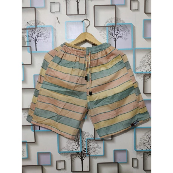 celana pendek kolor pria wanita dewasa selutut