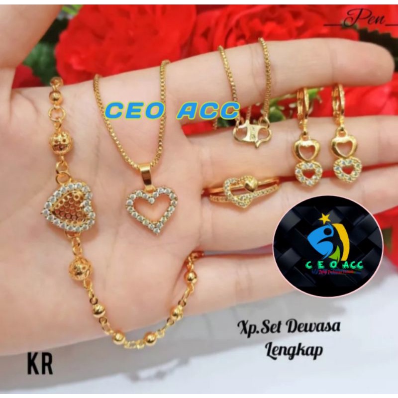 Set Perhiasan Aksesoris Wanita / Set Love Titanium