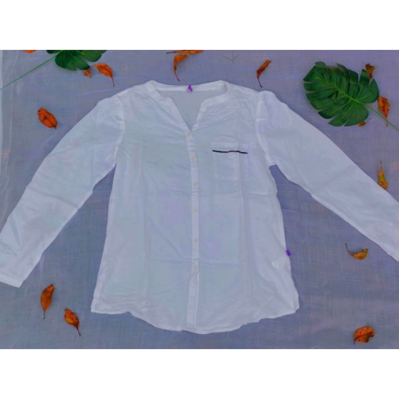 kemeja Wanita merek GEELA (preloved)