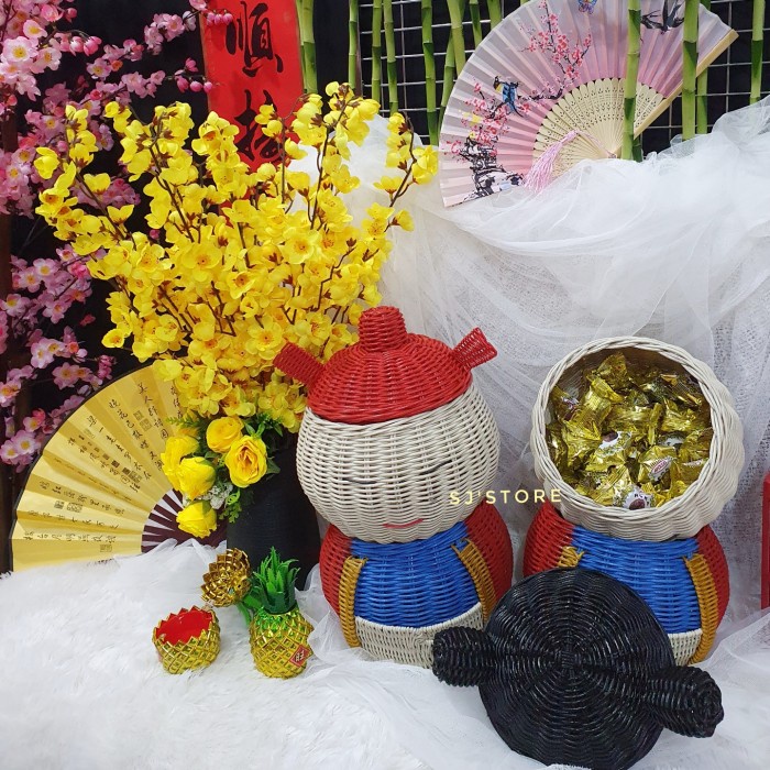 

Hiasan imlek hampers boneka new year 2021