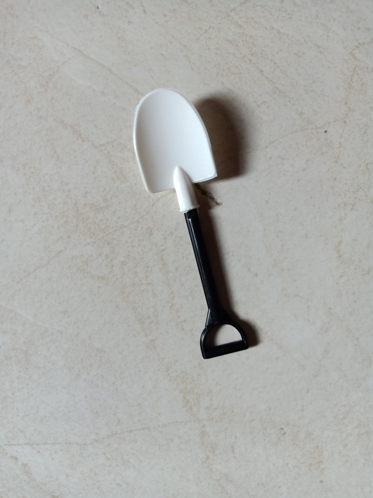 Sendok Plastik Bentuk Spade / Cangkul Kue Sendok Ulang Tahun Buah Buahan Dapur Oms Prestonlast