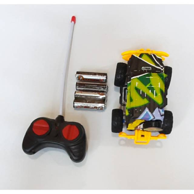 MAINAN MOBIL REMOT KONTROL ROCK CLIMBER KECIL