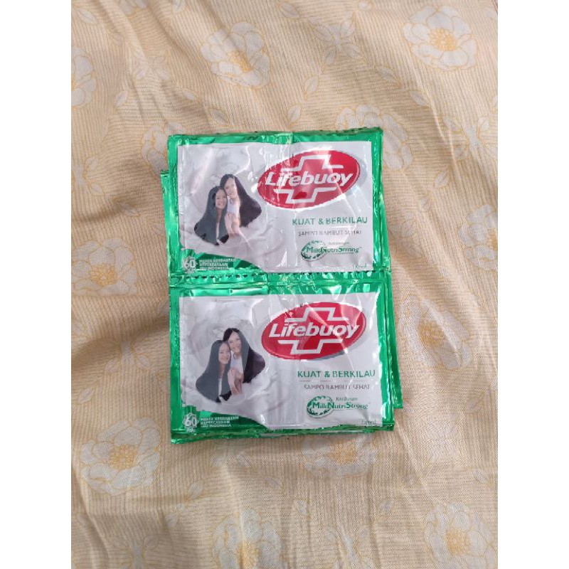 1 RENCENG ISI 12 SACHET SHAMPO LIFEBUOY