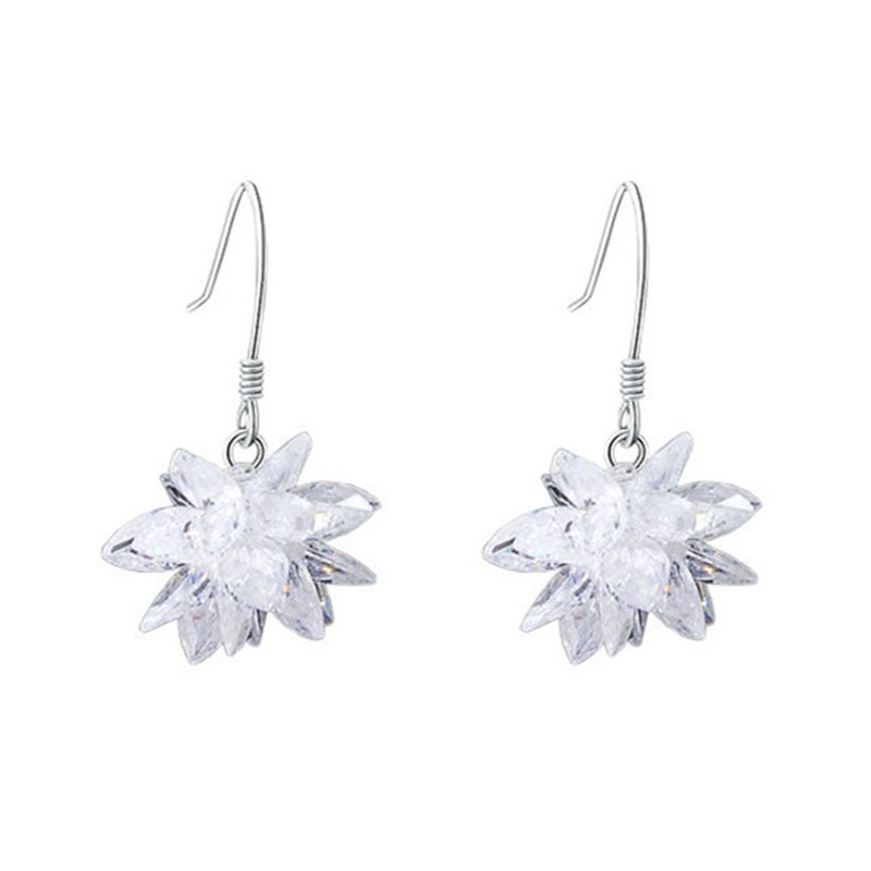 Super Flash zirkon bunga es anting-anting wanita pendek Korea serbaguna elegan anting-anting persona