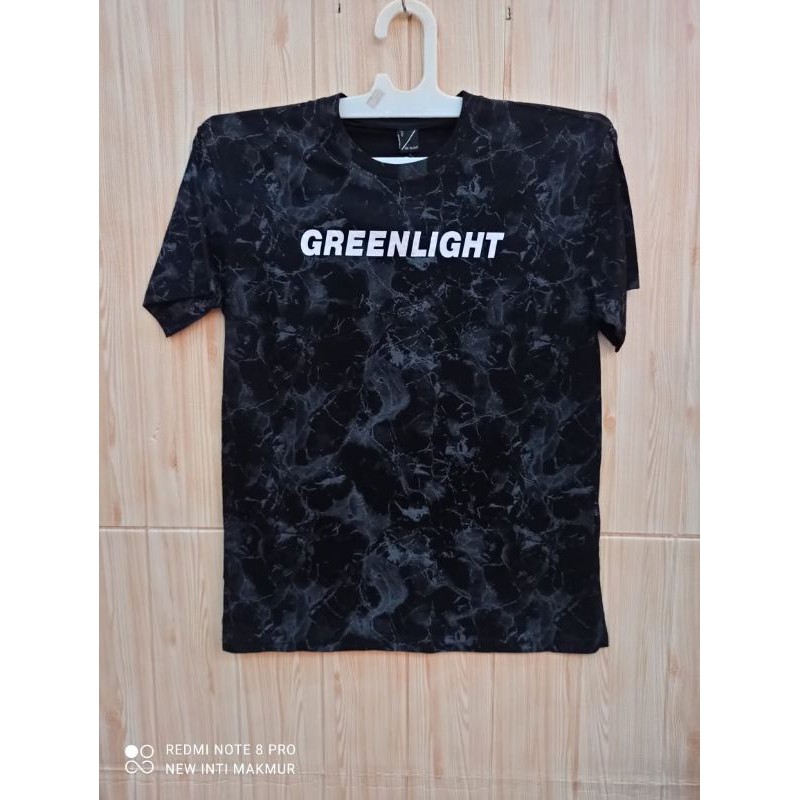 KAOS PRIA GREENLIGHT HITAM / DISTRO