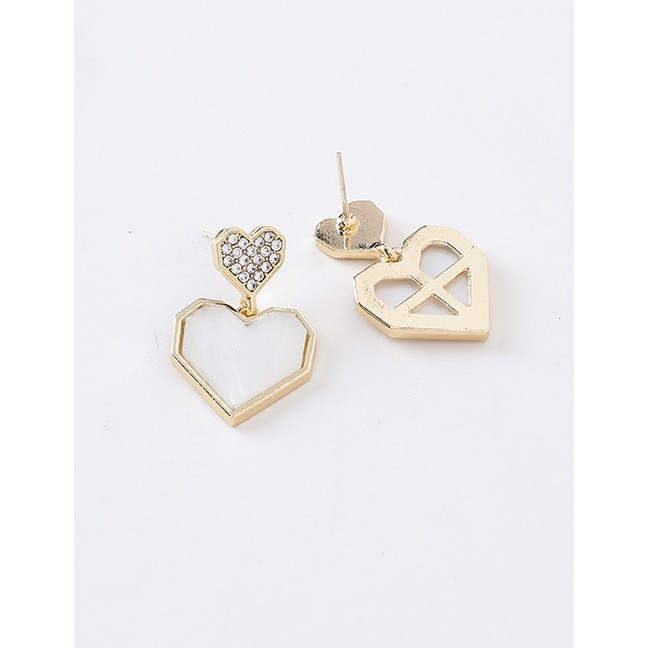 LRC Anting Tusuk Fashion Golden Love Heart Earrings With Diamonds D63815