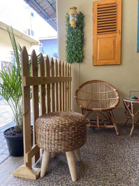 Me&dots - Kursi Enceng Gondok Besar