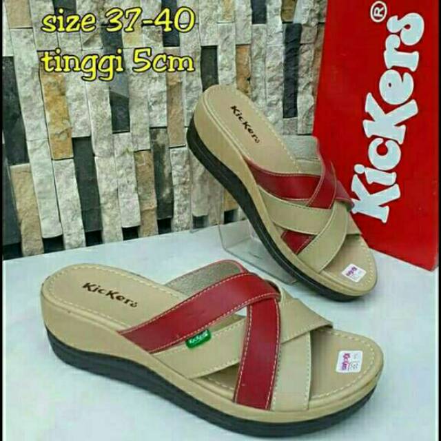 Sandal wedges Kickers