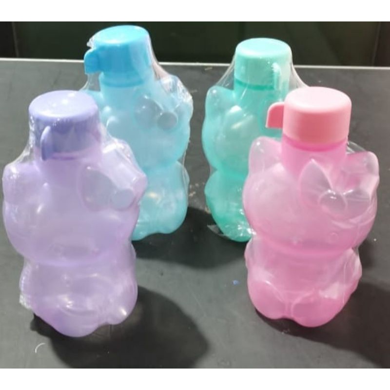 botol minum/souvenir ulang tahun pinguin dan hello kitty