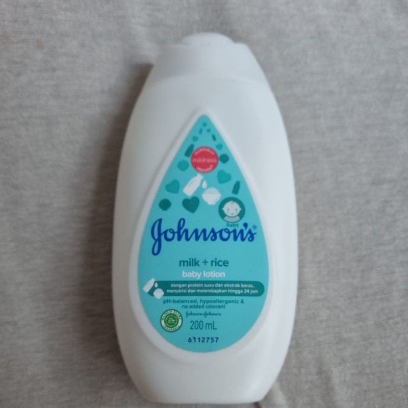Jual Johnson Milk + Rice baby lotion 200ml ORI Exp 2025 Johnson Milk
