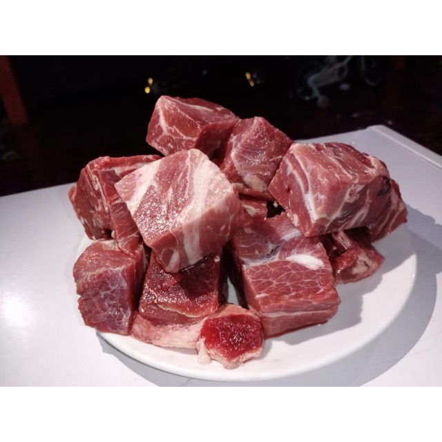 

Daging utuh 1kg knuckle