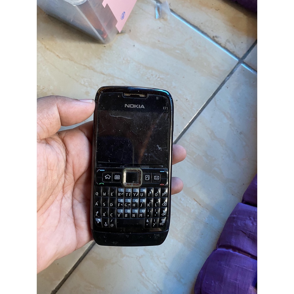 Nokia e71 bahan minusan