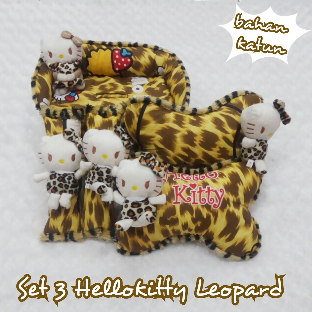 bantal mobil set 3 Hellokitty Leopard katun