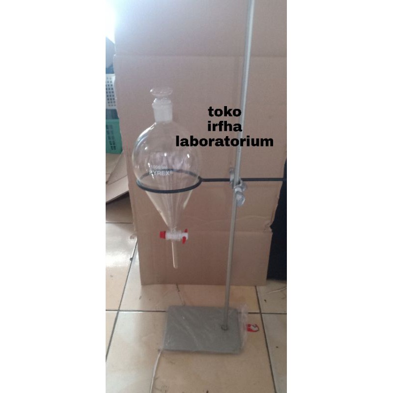 1 set corong pisah 1000ml  pyrex dan tiang statif