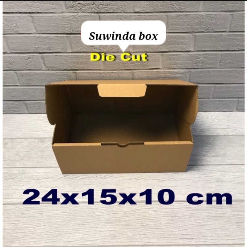 

KARDUS KARTON UK.24X15X10 CM....DIE CUT /PIZZA /BOX/KOTAK