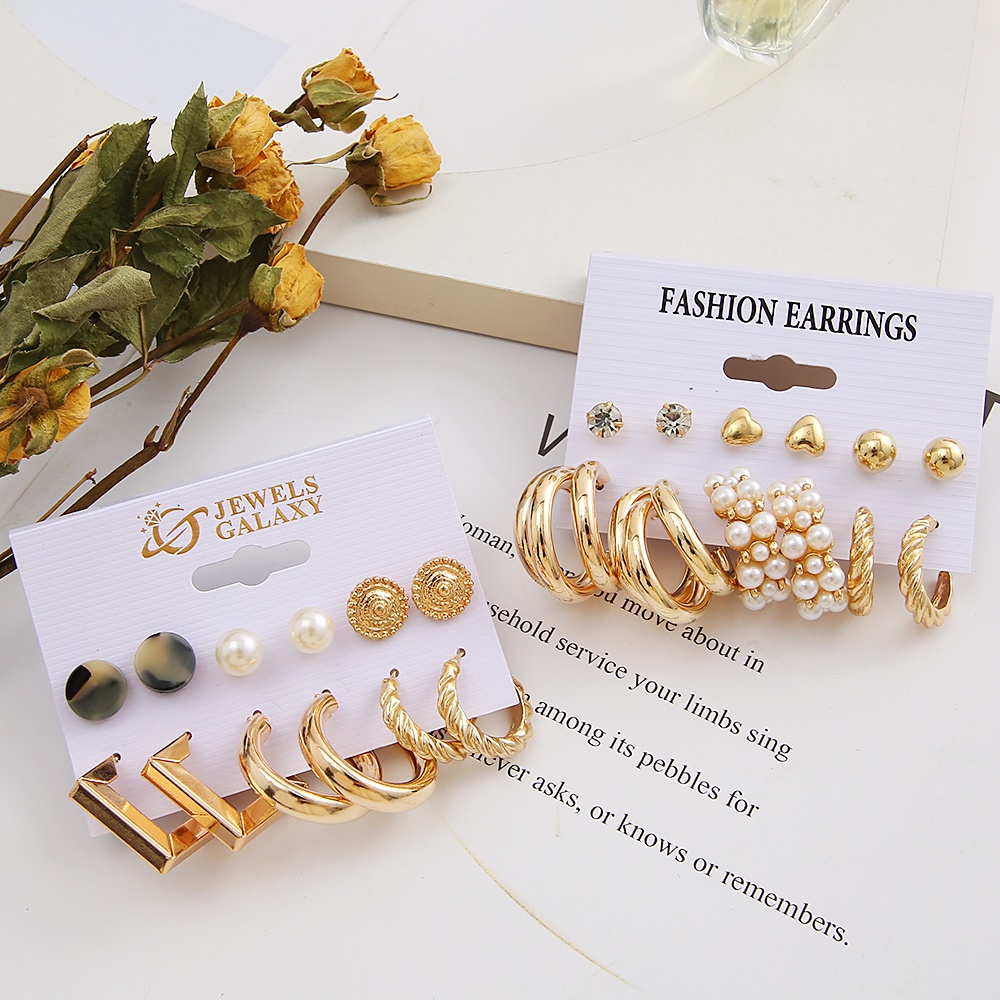 YEEZII 12 Pcs / Set Anting Stud Berlian Mutiara Bentuk Hati Warna Emas Untuk Aksesoris Perhiasan Wanita