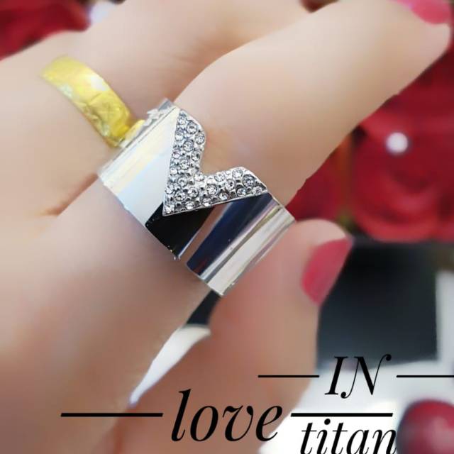 Titanium cincin awet 0228