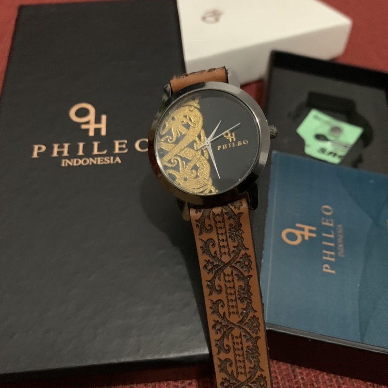 Jam Tangan Wanita Phileo Kulit Asli