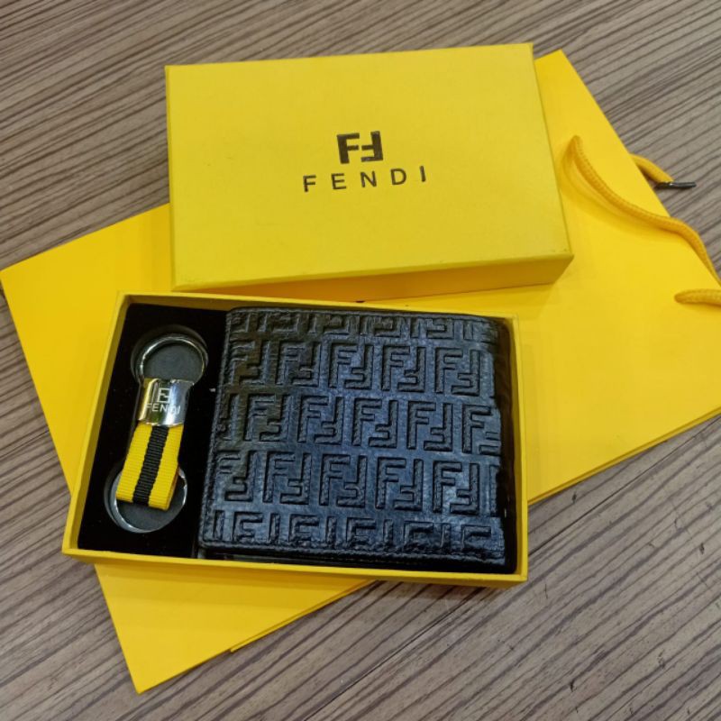 Dompet Fendi Leather Embos Dompet Lipat Kulit Asli Import