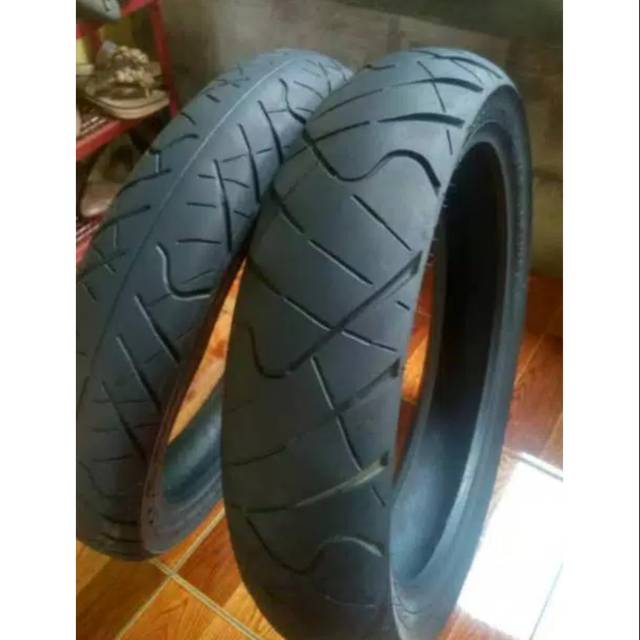 IRC ROAD WINNER SEPASANG BAN COPOTAN SECOND BEKAS RING 17 COCOK BUAT R15, VIXION