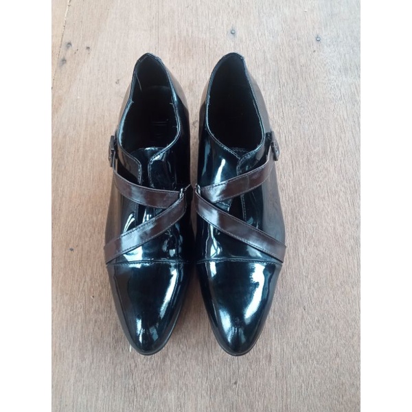 sepatu dior second original 100%