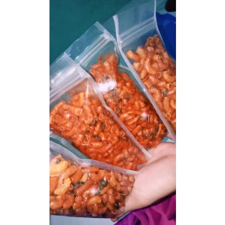 

Makaroni Daun Jeruk Extraa pedas