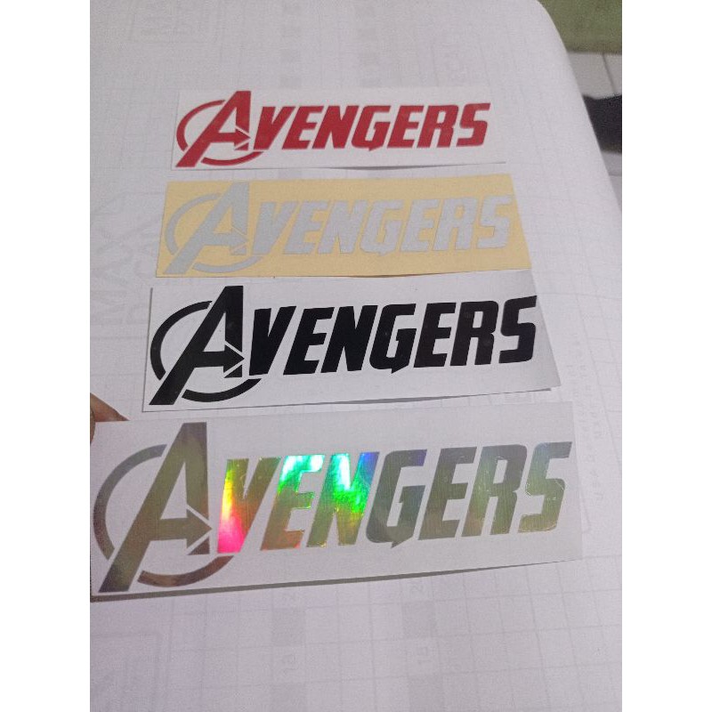 STICKER AVENGERS CUTTING