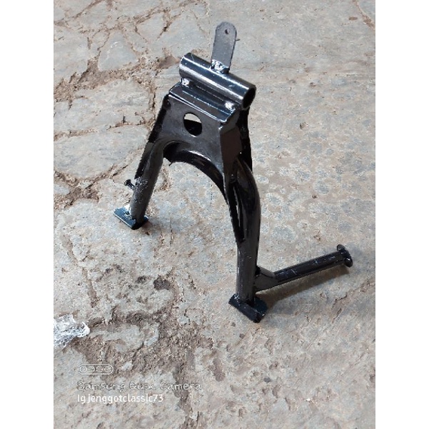 Harga STANDAR DUA TENGAH JAGANG JAGRAK SCORPIO HITAM REPRO PNP CB GL MP
GL 100