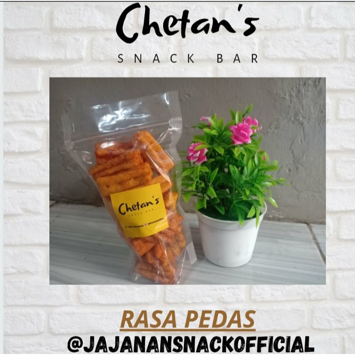 

Chetan's Snack keripik pedas ukuran 150gram