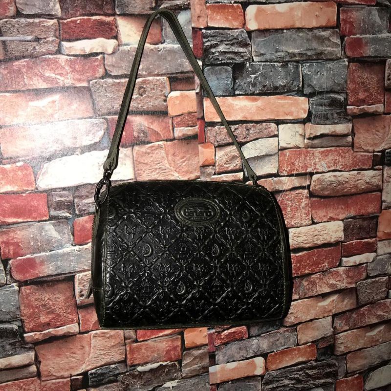 Pouch cartera berliano